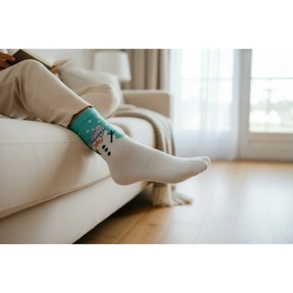 Novelty Christmas Knit Socks 5.5-8.5 US Holiday Snowman‎ Unisex Soft Cozy NEW